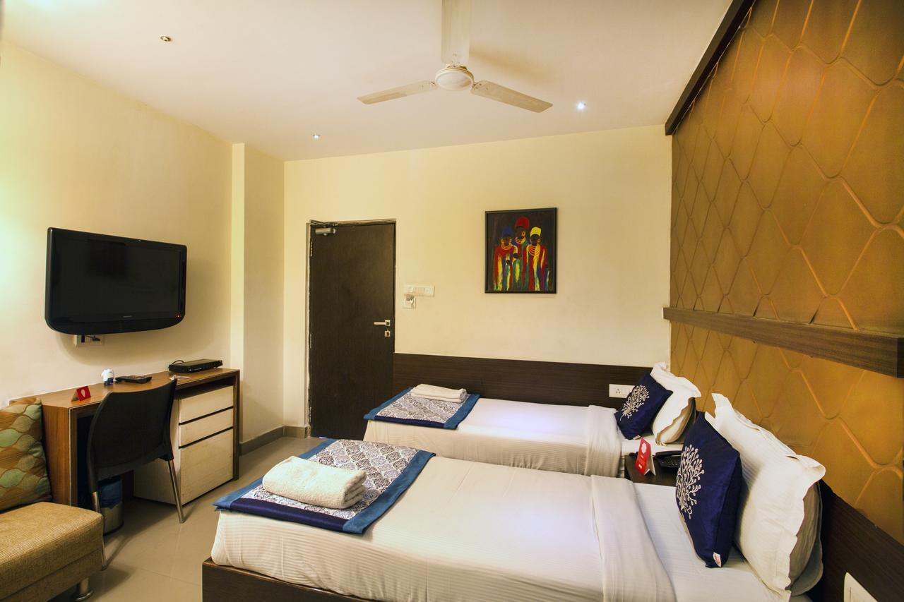 Oyo 984 Hotel Gn International Lalaguda Exterior photo